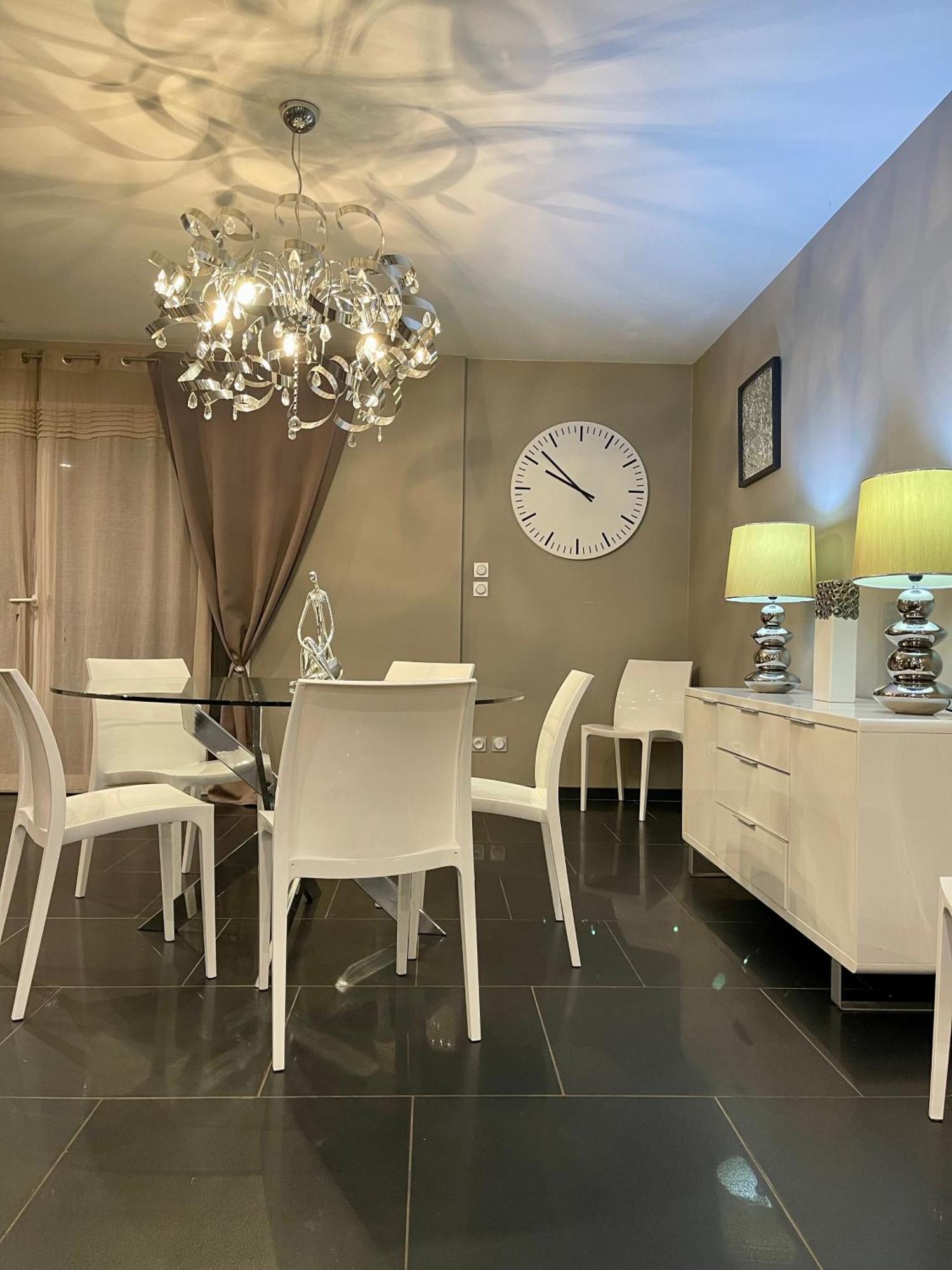 L'Oliveras Pezens Ngoại thất bức ảnh